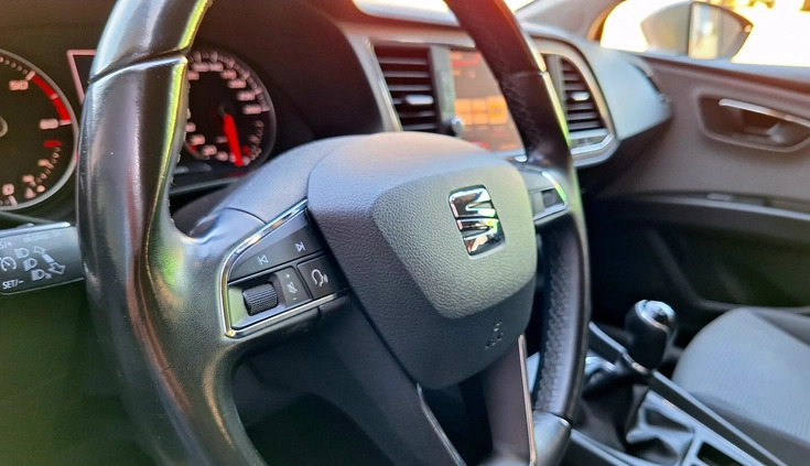Seat Leon cena 41900 przebieg: 221482, rok produkcji 2018 z Ożarów Mazowiecki małe 79
